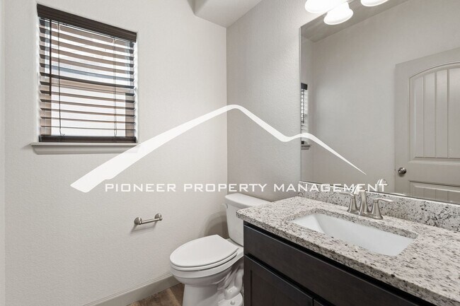 Building Photo - 4 Bed + Office, 2.5 Bath Lorson Ranch Home with Mountain Views & Open Space Behind