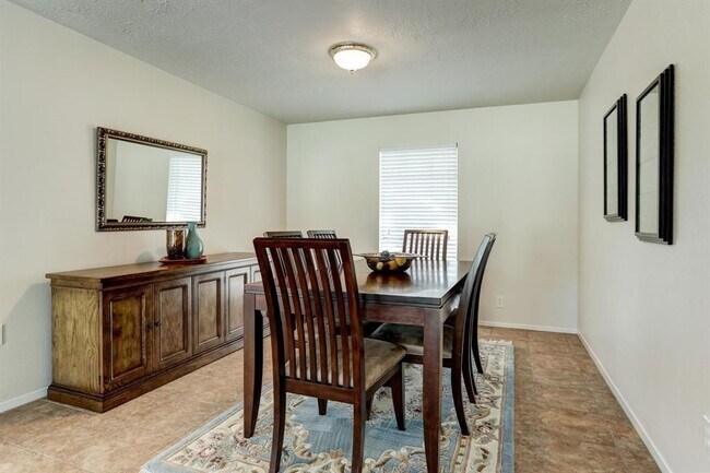 Building Photo - 11507 Wolf Run Ln