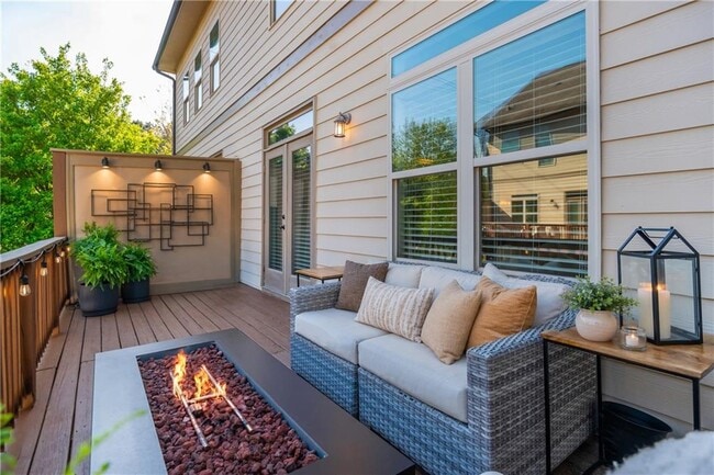 Building Photo - 212 Coronet Woods Ct