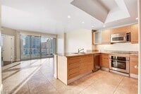 Building Photo - 222 Karen Ave