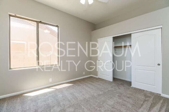 Building Photo - Luxury Living in Scottsdale’s McDowell Mou...