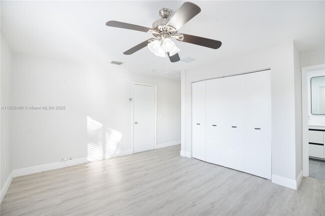 Building Photo - 6695 SW 28th St