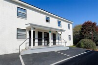 Building Photo - 949 Washington St SW