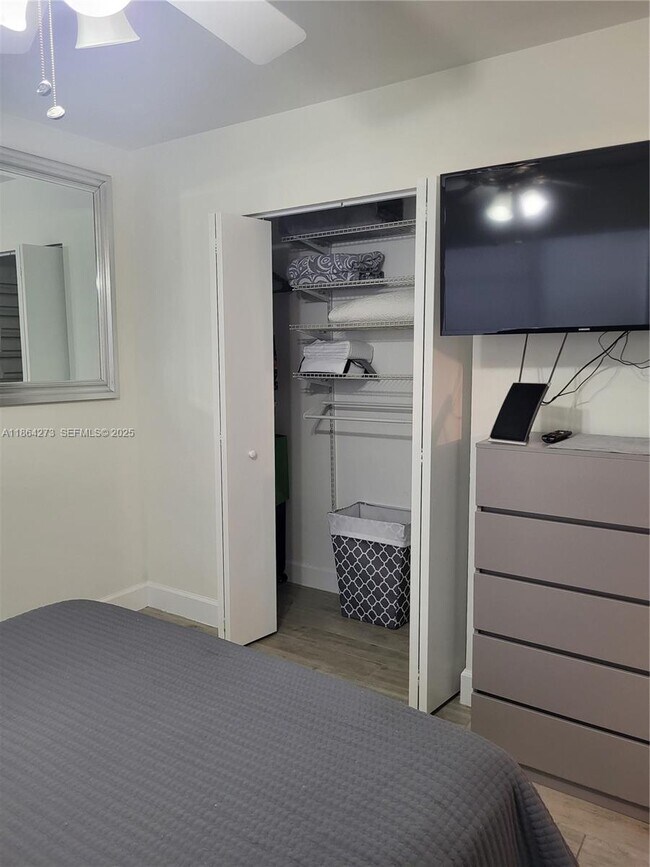 Building Photo - 4555 NW 99th Ave