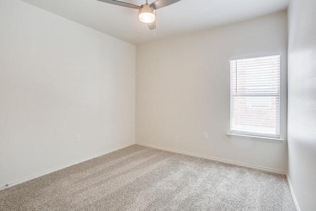 Building Photo - 1716 Corpus Ave