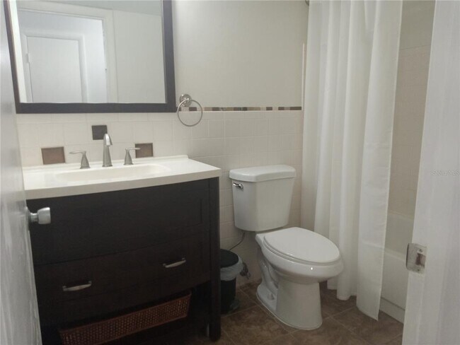 Building Photo - 2331 Finlandia Ln