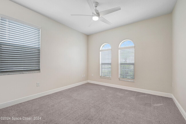Building Photo - 8483 Loren Cove Dr