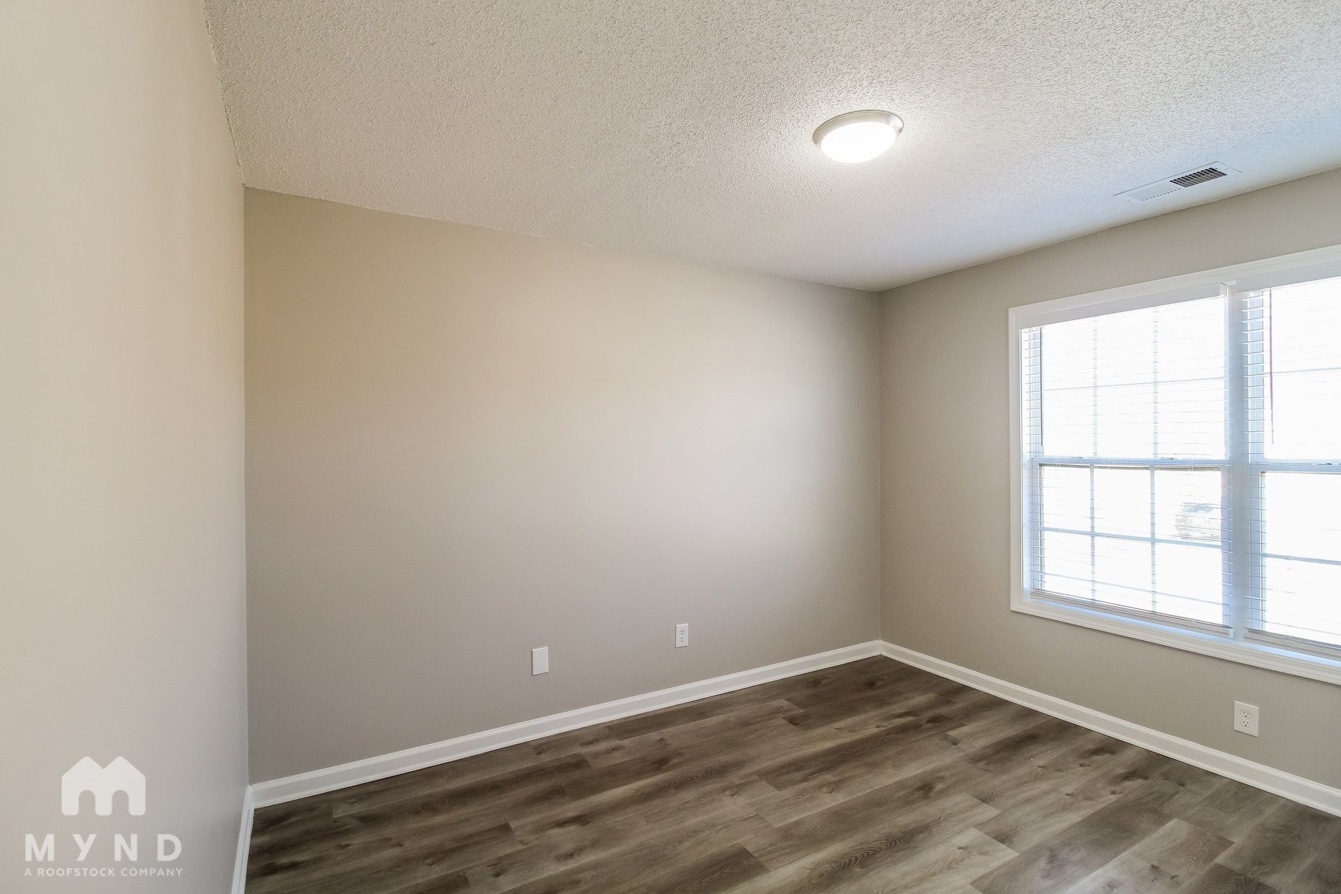 Building Photo - 1740 Jessica Ct