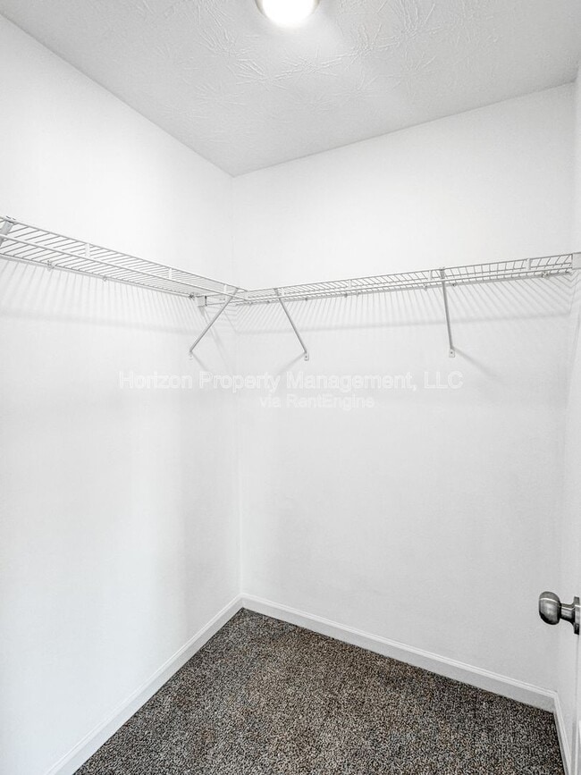 Building Photo - 75 Pearl Chambers Dr