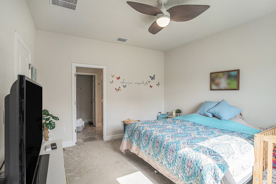 Building Photo - 19056 Heavenside Ct