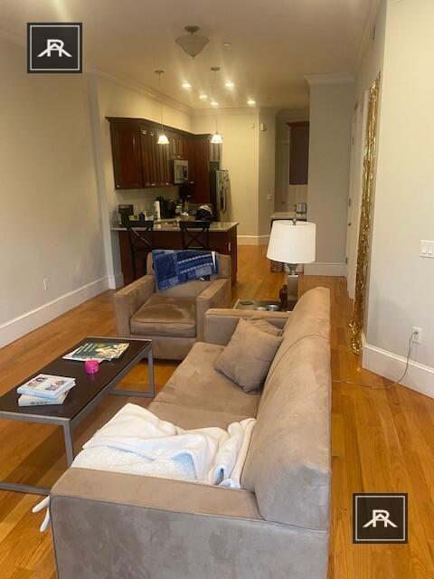 Building Photo - 3 bedroom in Brookline MA 02446