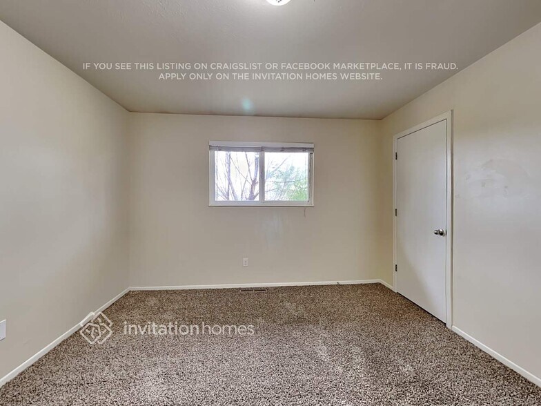 Building Photo - 6902 Mescalero Dr