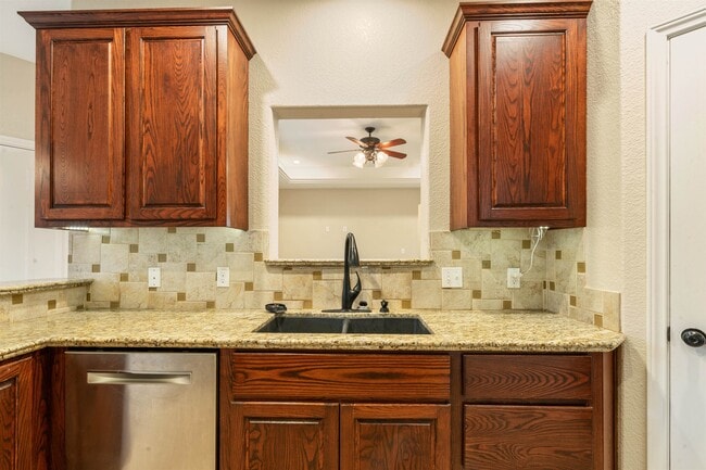 Building Photo - 104 Running Bear Trail