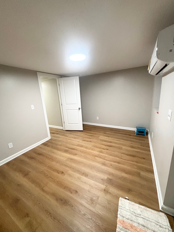 Building Photo - 626 Middle St