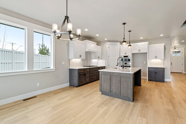 Building Photo - 4695 S Abbot Way