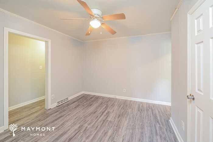 Building Photo - 3720 Rolling Rd