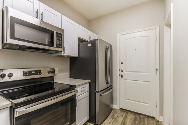 Building Photo - 10122 Berrypatch Ln