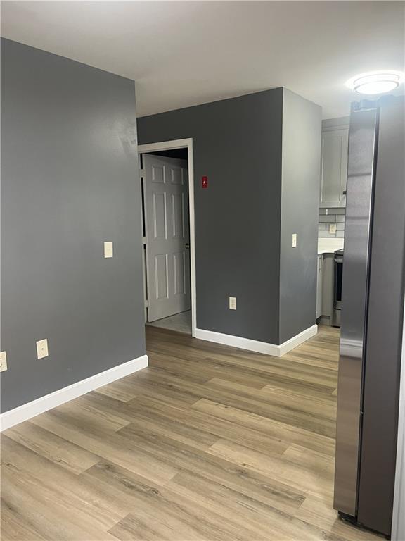 Building Photo - 11 Newcomb St