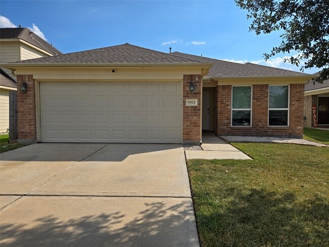 Building Photo - 9924 Lace Flower Way