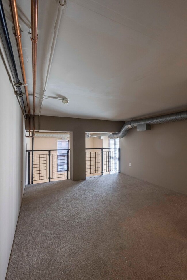 Building Photo - Cozy 1Bed/1Bath with Loft in Downtown Balt...