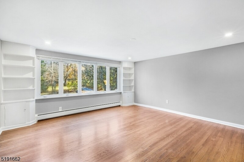 Freshly painted - 27 Hillcrest Rd