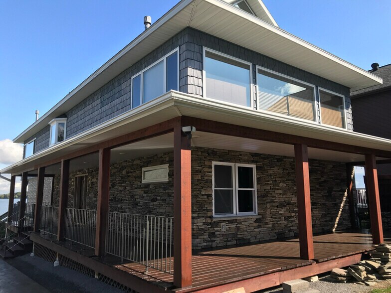 Building Photo - 6883C Deluxe Park