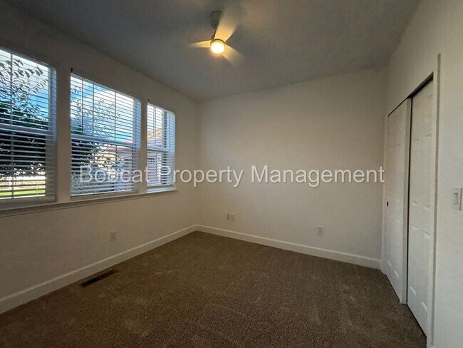 Building Photo - 2437 Genoa Meadows Cir