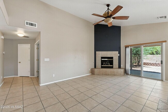 Building Photo - 7997 E Snakeroot Dr