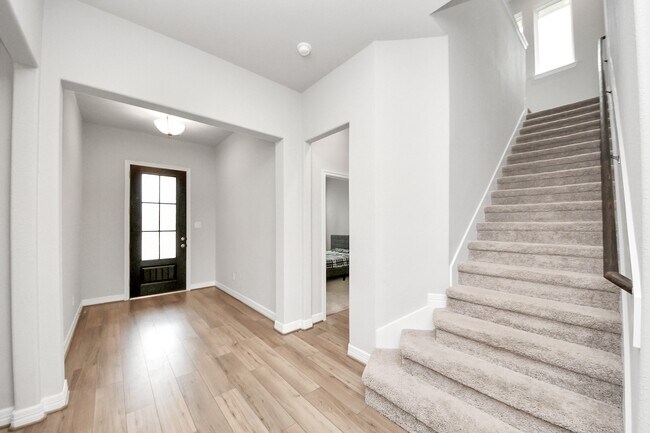Building Photo - 2830 Tumlinson Dr