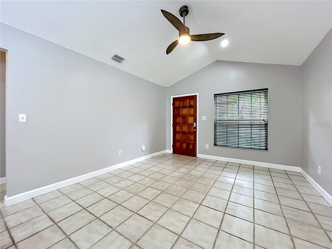 Building Photo - 2557 Riva Ct