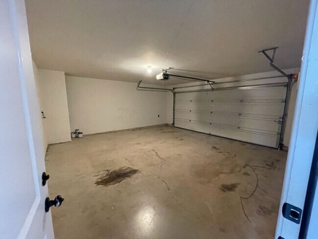 Building Photo - COMING SOON! Spacious 3-Bedroom Home for Lease in Luckey Ranch off I-90 near Loop 1604