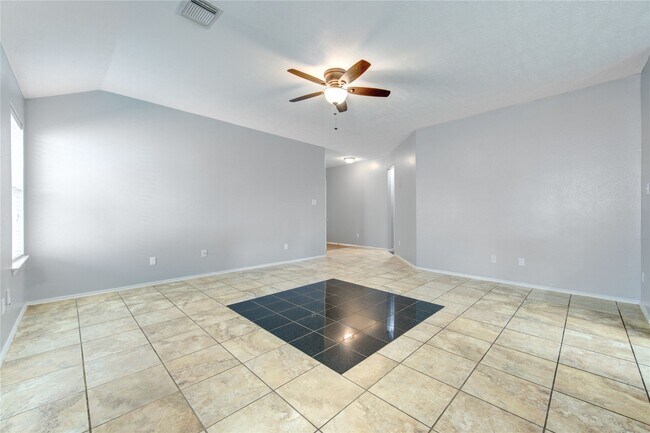 Building Photo - 20003 Parkstone Bend Ln