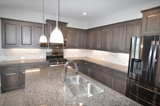 Building Photo - 548 Dunster Ln