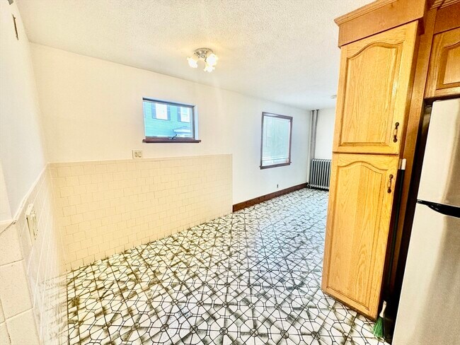 Building Photo - 30 South St