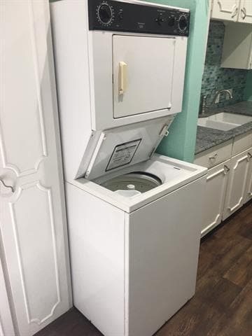 Building Photo - 4312 Bellaire Dr S