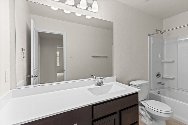 Building Photo - 547 Deer Crest Dr
