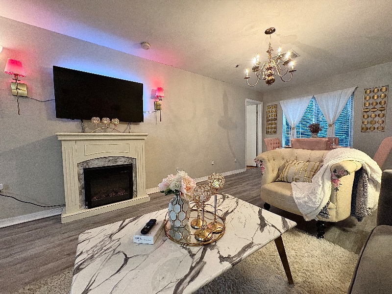 Building Photo - 4000 SW 23rd St