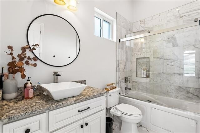 Building Photo - 4069 Marina Villa E