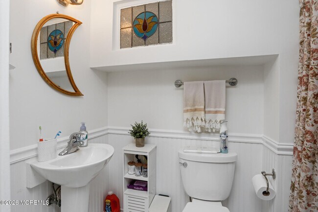 Building Photo - 64 Asbury Ave