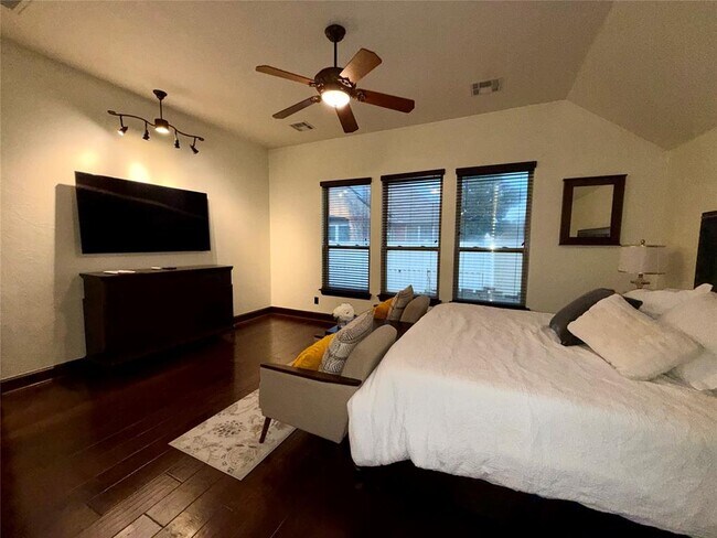 Building Photo - 16616 Moorgate Ln