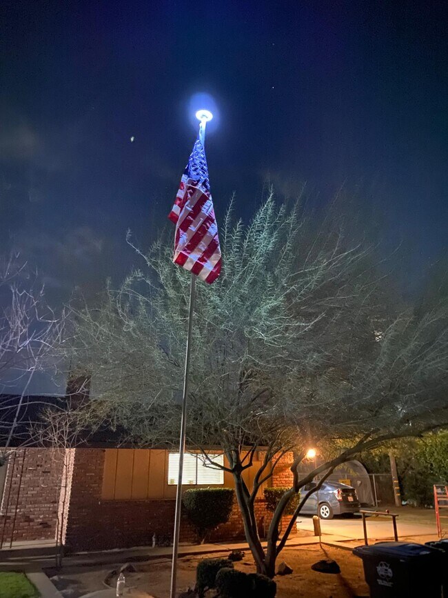 Building Photo - 7828 S Del Rey Ave