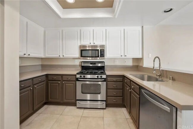 Building Photo - 1588 Elegante Ct