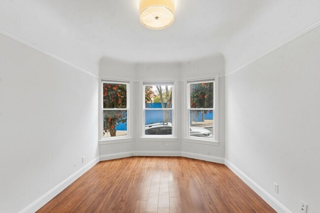Building Photo - Lovely 2 Bed, 1 Bath Haight Ashbury Flat