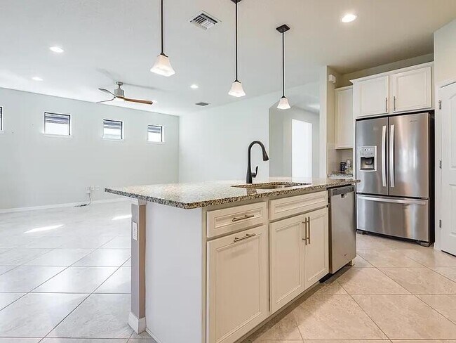 Building Photo - 8196 Hanoverian Dr