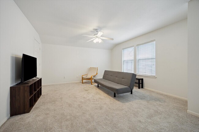 Building Photo - 1522 Castle Ct