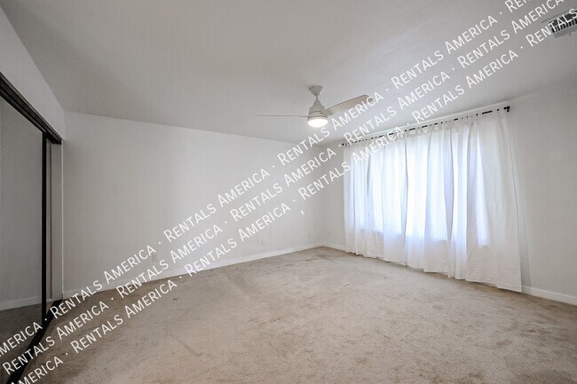 Building Photo - 4611 W Milky Way