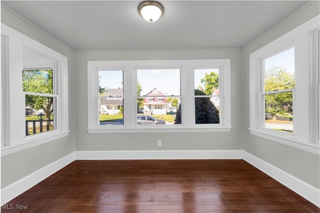 Building Photo - 5223 Clement Ave