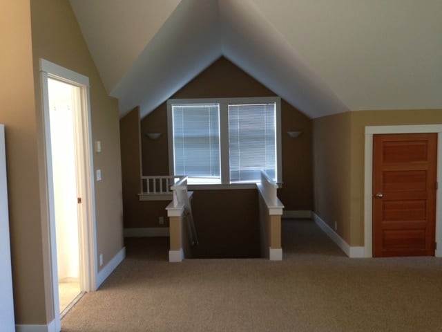 Building Photo - 11091 Battle Point Dr NE