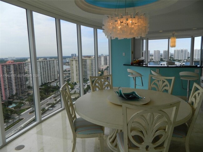 Building Photo - 17555 Collins Ave