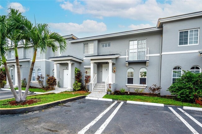 Building Photo - 5265 NW 112th Ave